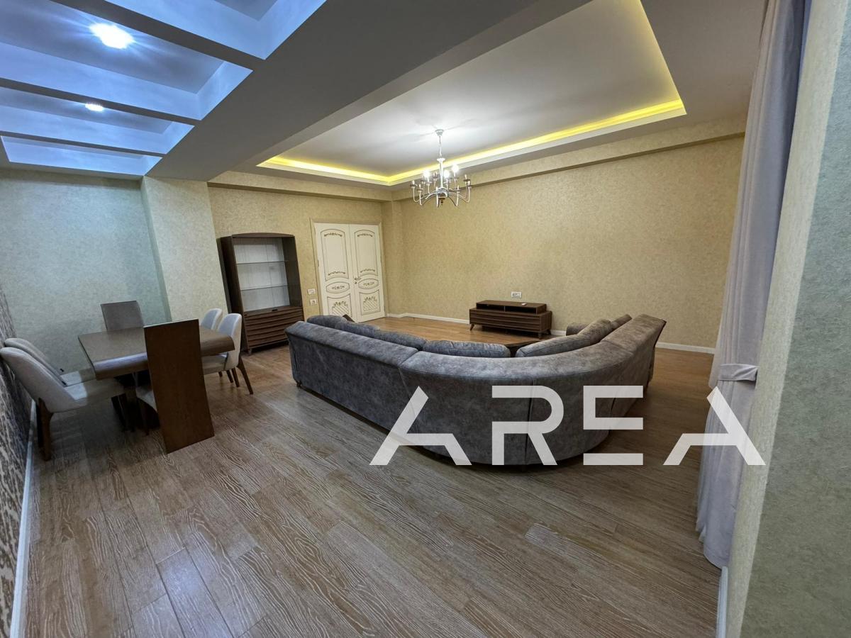 A 3-bedroom apartment is for sale near the Neftchilar hospital