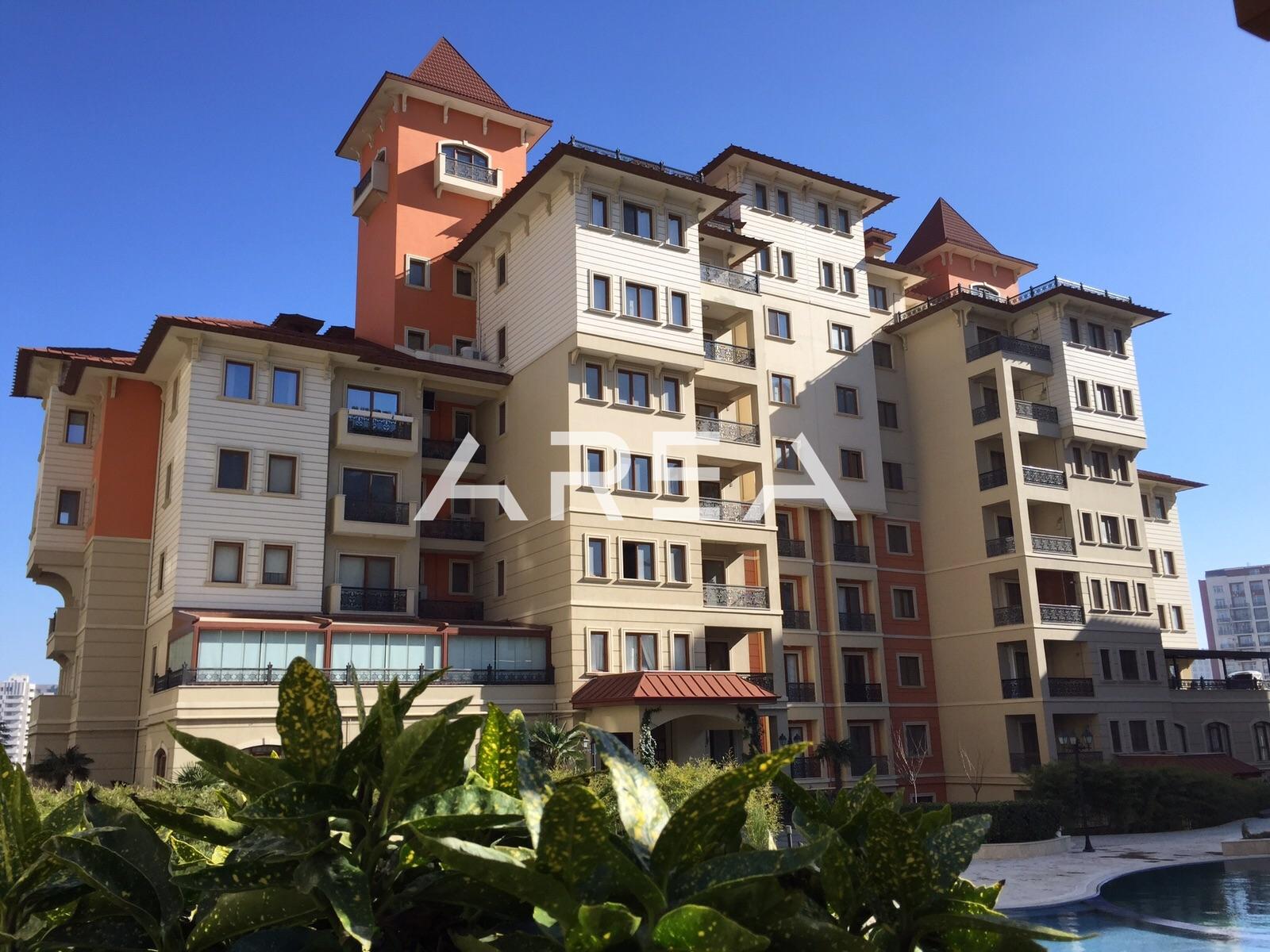 6-bedroom apartment is for sale in 